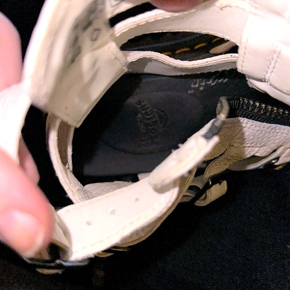 🌟 DOC MARTENS Women's Olson Sandal, Wm. Sz. 9. Gladiator Zipper Sandals⚡️ 🌻 - Picture 15 of 16